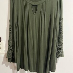 ND new directions size XL blouse green
F7